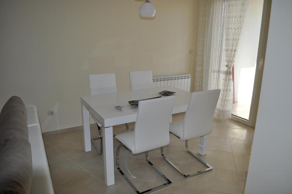 Apartments Soleado Pančevo Buitenkant foto